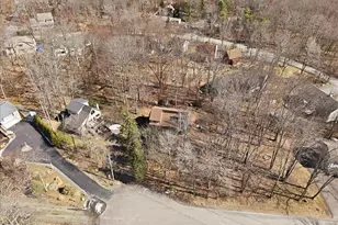 2722 Pebble Ct, Lake Ariel, PA 18436 - Photo 65