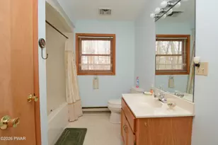 104 Hickory Ln, Greentown, PA 18426 - Photo 21