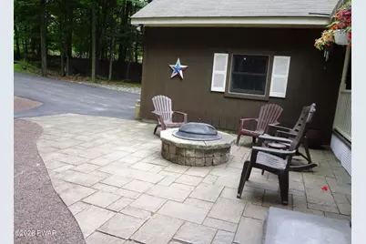 104 Hickory Lane, Greentown, PA 18426 - Photo 5