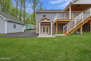 9 Avoy Pl, Lake Ariel, PA 18436 - Photo 5