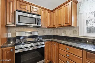 201 Shiny Mountain Rd, Greentown, PA 18426 - Photo 33