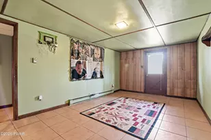 140 Timber Ridge Cir, Greentown, PA 18426 - Photo 39