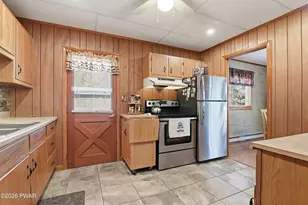 140 Timber Ridge Cir, Greentown, PA 18426 - Photo 19