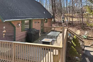 140 Timber Ridge Cir, Greentown, PA 18426 - Photo 3