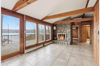 221 W Shore Drive, Hawley, PA 18428 - Photo 15