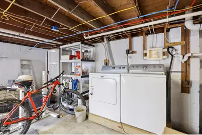 221 W Shore Drive, Hawley, PA 18428 - Photo 33