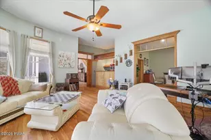 1177 Dewberry Dr, Hawley, PA 18428 - Photo 13