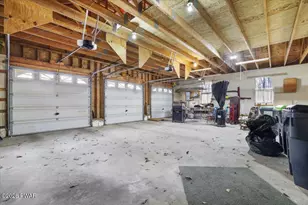 1177 Dewberry Dr, Hawley, PA 18428 - Photo 25