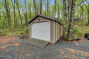 143 Rainbow Dr, Lackawaxen, PA 18435 - Photo 77