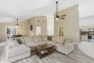 1197 Dewberry Dr, Hawley, PA 18428 - Photo 9