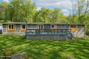 137 Marina Wy, Greentown, PA 18426 - Photo 3