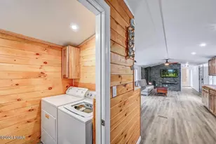 137 Marina Wy, Greentown, PA 18426 - Photo 23