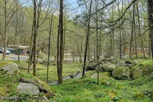 137 Marina Wy, Greentown, PA 18426 - Photo 41