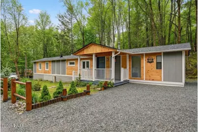 137 Marina Way, Greentown, PA 18426 - Photo 1