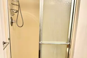 106 Keystone Ct, Dingmans Ferry, PA 18328 - Photo 33