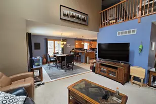 123 Fern Dr, Canadensis, PA 18325 - Photo 3