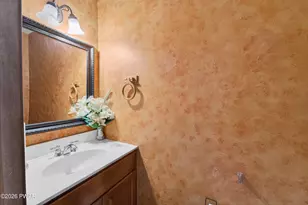 6293 Decker Rd, Bushkill, PA 18324 - Photo 19