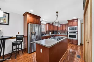 6293 Decker Rd, Bushkill, PA 18324 - Photo 9