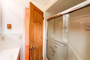 811 Hickory Ct, Lords Valley, PA 18428 - Photo 11