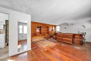 3146 Bear Swamp Rd, East Stroudsburg, PA 18302 - Photo 17