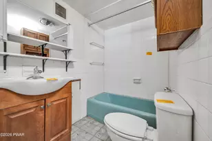 3146 Bear Swamp Rd, East Stroudsburg, PA 18302 - Photo 15