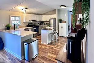 155 Hilltop Cir, Greentown, PA 18426 - Photo 13