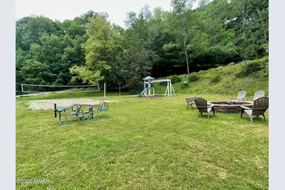 155 Hilltop Circle, Greentown, PA 18426 - Photo 25
