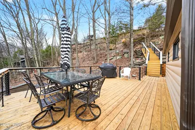 62 E Lakeside Drive, Lakeville, PA 18438 - Photo 15