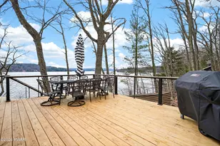 62 E Lakeside Dr, Lakeville, PA 18438 - Photo 13