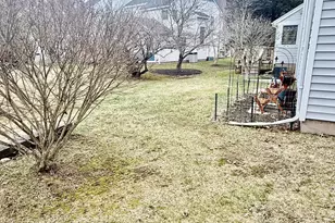 4006 Milford Landing Dr, Milford, PA 18337 - Photo 5