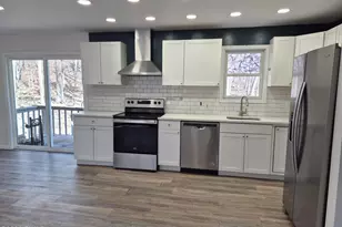 805 Pastern Ct, Hawley, PA 18428 - Photo 9