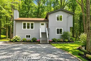 805 Pastern Ct, Hawley, PA 18428 - Photo 3