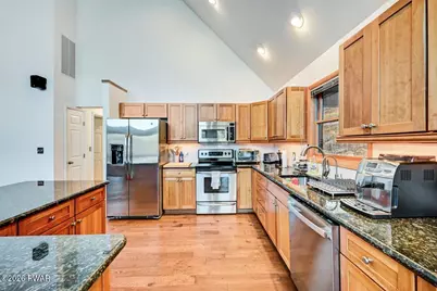 107 Cliff Drive, Lords Valley, PA 18428 - Photo 27