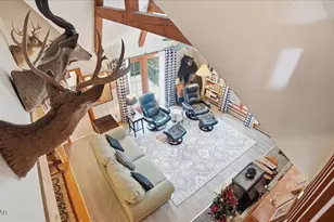 101 Cherry Point Cir, Canadensis, PA 18325 - Photo 11