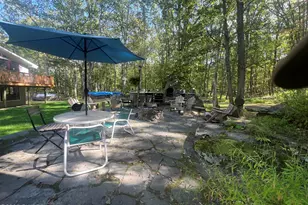 108 Cottonwood Dr, Hawley, PA 18428 - Photo 11