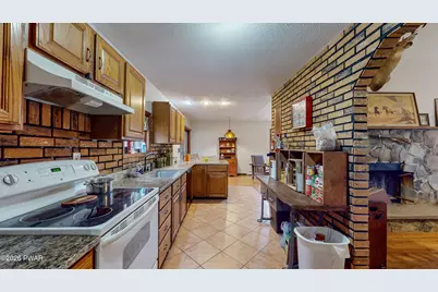 214 Lower Lakeview Drive, Hawley, PA 18428 - Photo 7