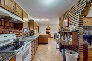 214 Lower Lakeview Dr, Hawley, PA 18428 - Photo 7