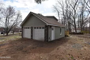 108 Stag Ct, Bushkill, PA 18324 - Photo 9