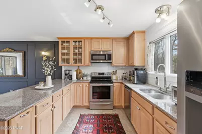 112 Hawk View Drive, Milford, PA 18337 - Photo 9