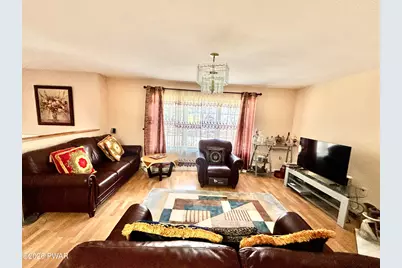 104 Hedge Drive, Dingmans Ferry, PA 18328 - Photo 11