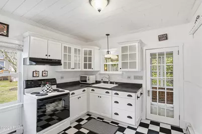 23 W Point Avenue, Harveys Lake, PA 18618 - Photo 11