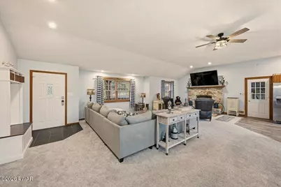 109 Banbury Drive, Bushkill, PA 18324 - Photo 3