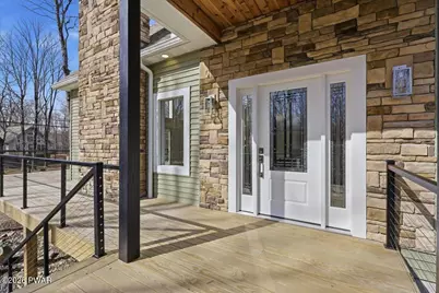 131 Sunset Drive, Greentown, PA 18426 - Photo 5