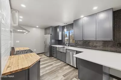 906 Avenue I, Matamoras, PA 18336 - Photo 3