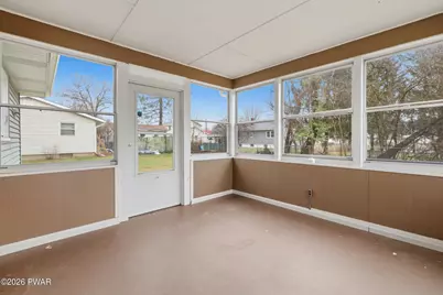 906 Avenue I, Matamoras, PA 18336 - Photo 35