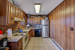 99 S Fairway Dr, Lake Ariel, PA 18436 - Photo 15