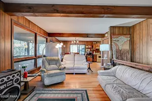 99 S Fairway Dr, Lake Ariel, PA 18436 - Photo 9