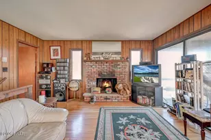 99 S Fairway Dr, Lake Ariel, PA 18436 - Photo 11