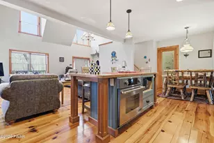 238 Rowland Rd, Greeley, PA 18425 - Photo 13