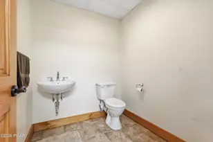 238 Rowland Rd, Greeley, PA 18425 - Photo 41